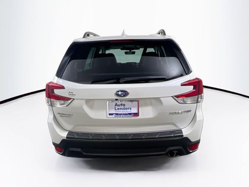 Used 2023 Subaru Forester Limited AWD/4WD image 6
