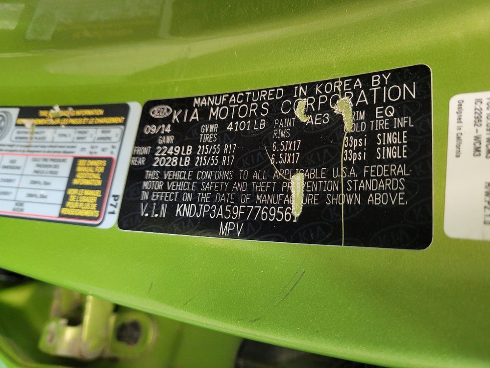 Used 2015 Kia Soul + w/ Primo Package FWD image 33