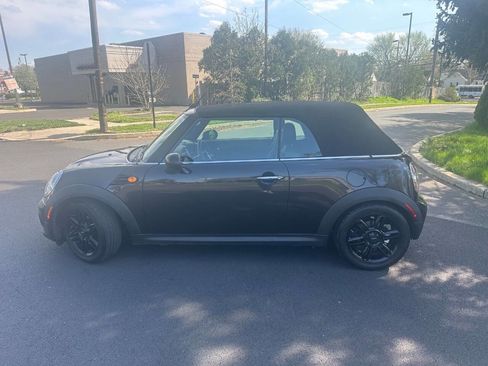 Used 2015 MINI Cooper Convertible image 7