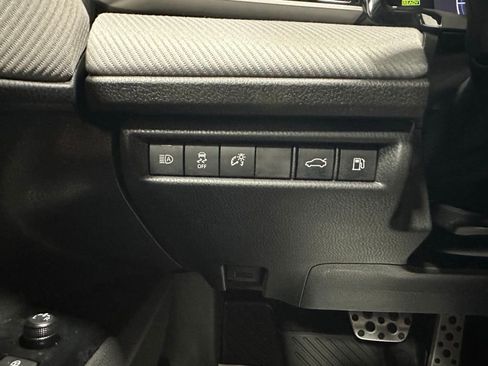 Used 2026 Toyota Camry SE FWD image 17