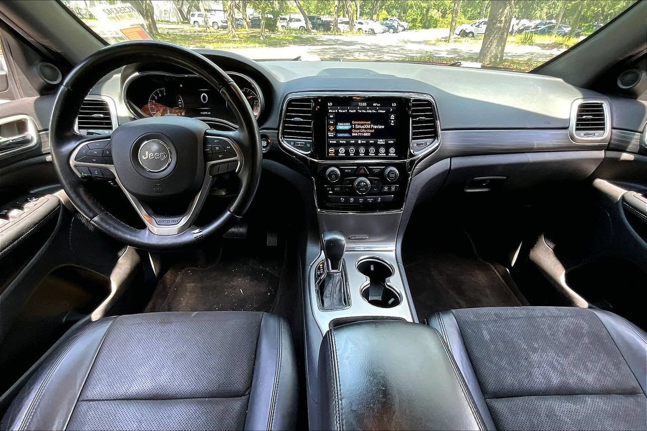 Used 2019 Jeep Grand Cherokee Altitude AWD/4WD image 7