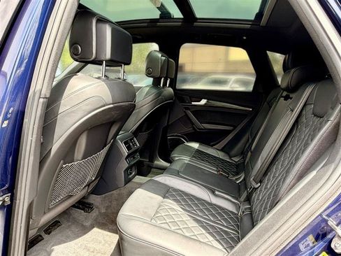 Used 2018 Audi SQ5 Premium Plus w/ Navigation Package AWD/4WD image 11