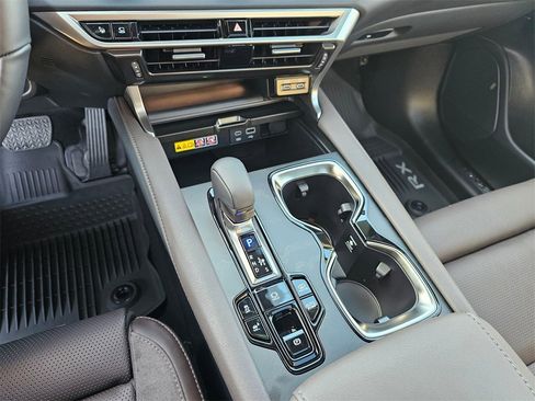 Used 2026 Lexus RX 450h Luxury w/ Convenience Package image 39