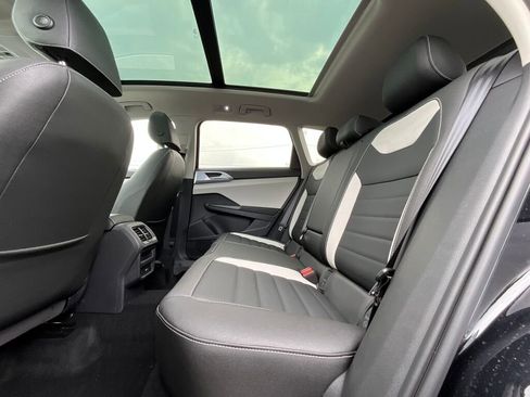 New 2025 Volkswagen Taos SEL image 12