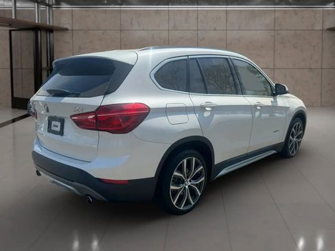 Used 2017 BMW X1 sDrive28i image 8