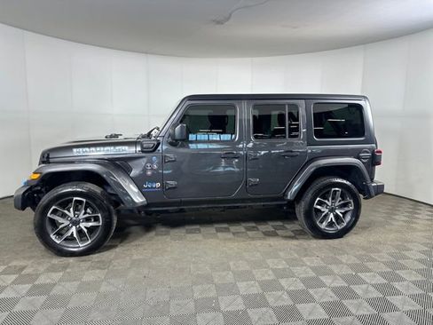 Used 2024 Jeep Wrangler Unlimited w/ Convenience Group image 6