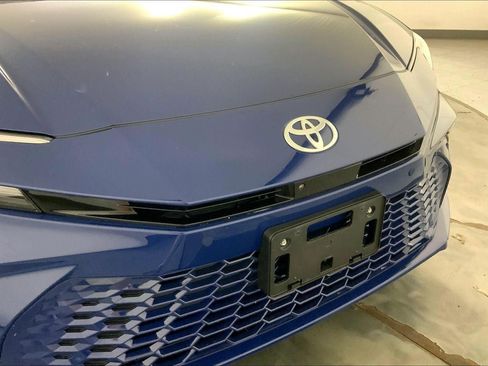 Used 2025 Toyota Camry XSE w/ Premium Plus Package FWD image 28