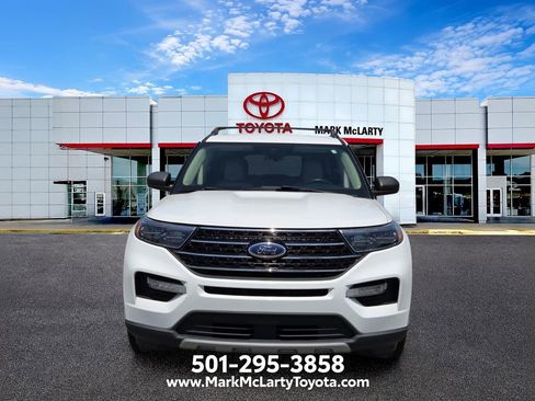 Used 2021 Ford Explorer XLT w/ Equipment Group 202A RWD image 8