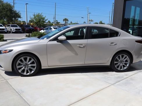 Used 2025 MAZDA MAZDA3 s FWD image 7