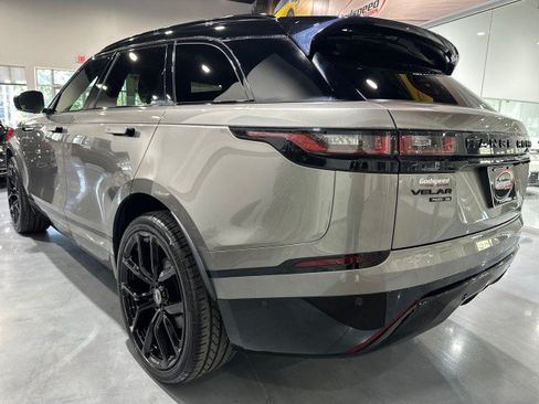 Used 2019 Land Rover Range Rover Velar R-Dynamic SE AWD/4WD image 32