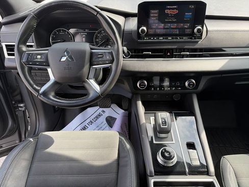 Used 2022 Mitsubishi Outlander SEL Black Edition FWD image 15