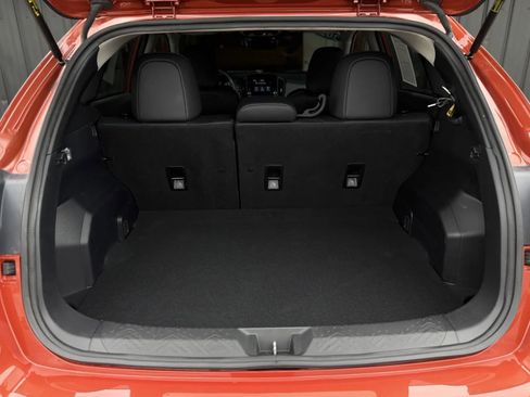 Used 2024 Subaru Crosstrek 2.5i Limited w/ Crosstrek Mirror Package image 16