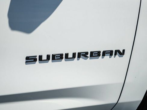 New 2026 Chevrolet Suburban LT w/ Comfort Package AWD/4WD image 8
