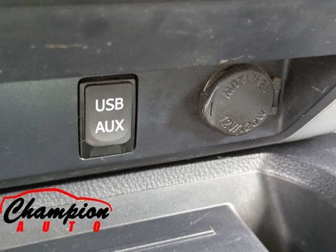 Used 2017 Toyota Tundra SR5 w/ SR5 Upgrade Package RWD image 25
