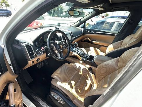 Used 2016 Porsche Cayenne S w/ Premium Package AWD/4WD image 24
