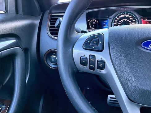 Used 2017 Ford Taurus SHO image 23