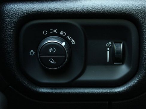 New 2026 RAM 1500 Warlock AWD/4WD image 29