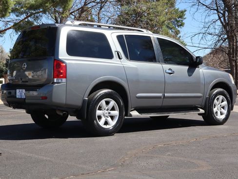 Used 2015 Nissan Armada SV image 5
