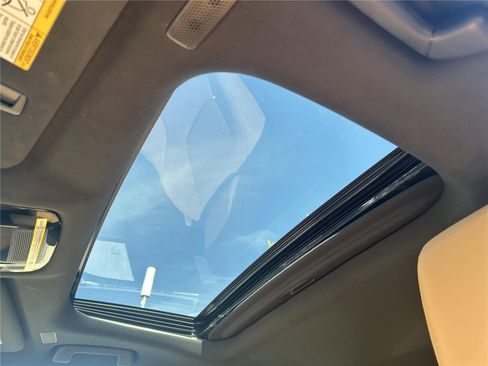 Used 2025 Lexus RX 350 Premium w/ Accessory Package image 10