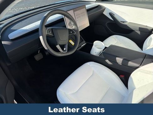Used 2025 Tesla Model 3 Long Range image 4
