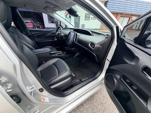 Used 2020 Toyota Prius Prime XLE FWD image 66