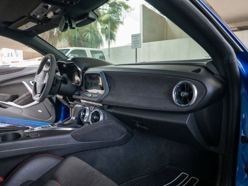 Used 2018 Chevrolet Camaro ZL1 RWD image 77