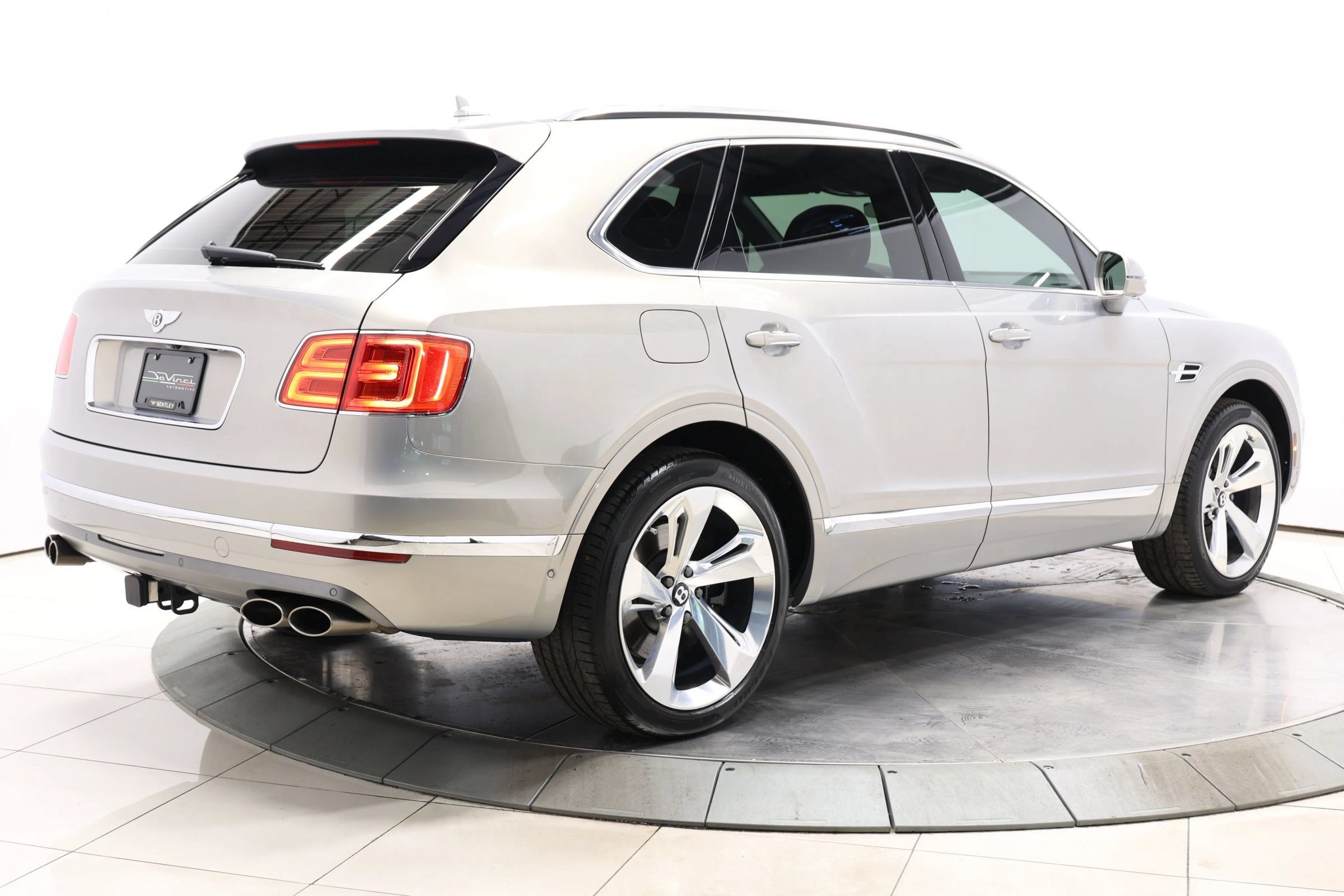 Used 2018 Bentley Bentayga Onyx Edition AWD/4WD image 81