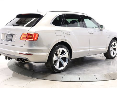 Used 2018 Bentley Bentayga Onyx Edition AWD/4WD image 81