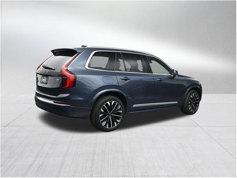 New 2026 Volvo XC90 B6 Plus w/ Protection Package Premier AWD/4WD image 5