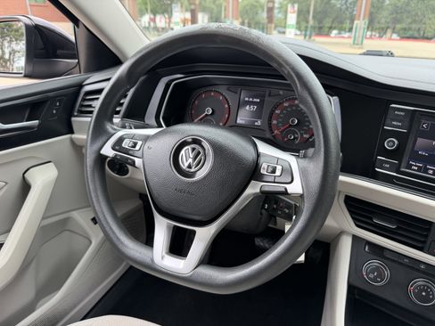 Used 2019 Volkswagen Jetta S w/ Driver Assistance Package FWD image 23
