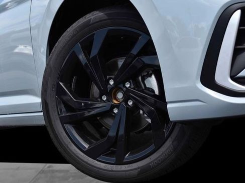 New 2026 Volkswagen Jetta SE FWD image 3