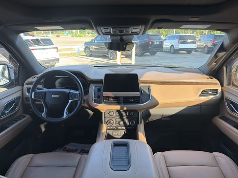 Used 2023 Chevrolet Tahoe Premier AWD/4WD image 22