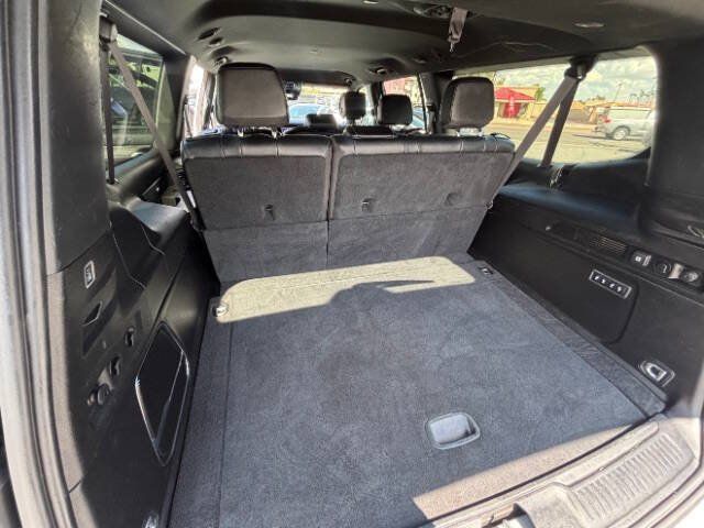 Used 2024 Jeep Wagoneer L Series II RWD image 20