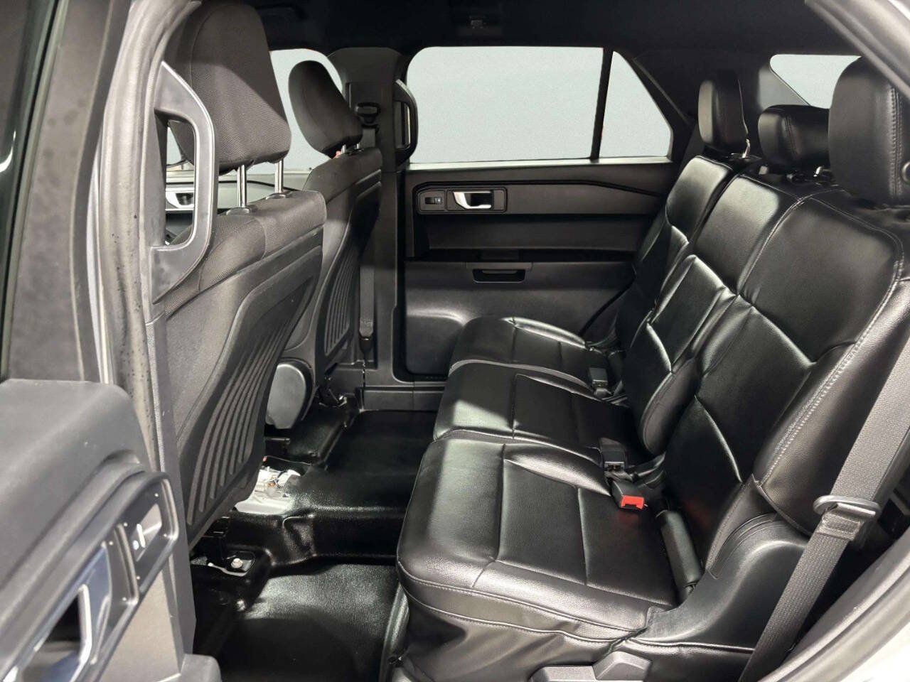 Used 2020 Ford Explorer 4WD Police Interceptor image 17