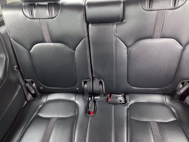 Used 2025 Honda Pilot EX-L image 13