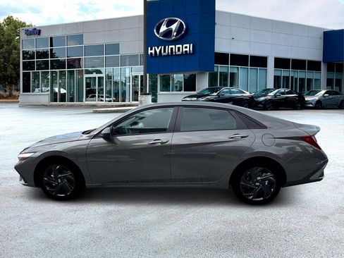 New 2026 Hyundai Elantra Sport FWD image 3