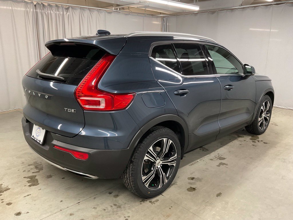 Used 2020 Volvo XC40 T5 Inscription w/ Protection Package Premier AWD/4WD image 14