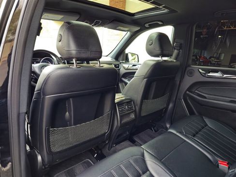 Used 2018 Mercedes-Benz GLE 350 w/ Premium 1 Package image 30