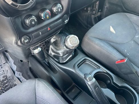 Used 2016 Jeep Wrangler Unlimited Sport AWD/4WD image 6