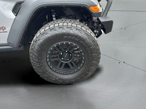 Used 2021 Jeep Gladiator Mojave AWD/4WD image 35