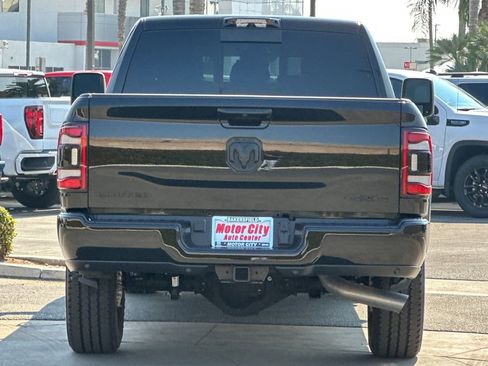 Used 2024 RAM 3500 Limited image 5