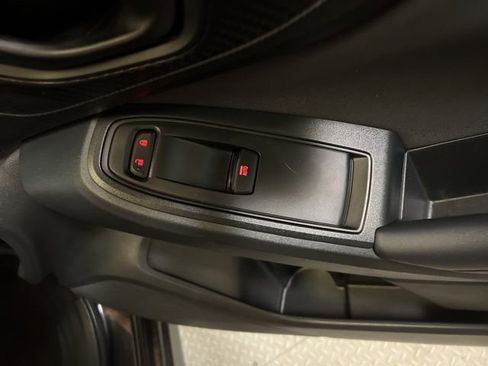 Used 2018 Subaru Crosstrek 2.0i Premium image 47