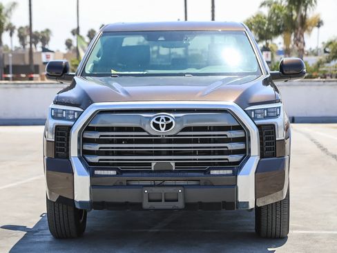Used 2024 Toyota Tundra Limited AWD/4WD image 3