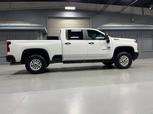 Used 2024 Chevrolet Silverado 2500 W/T AWD/4WD image 8