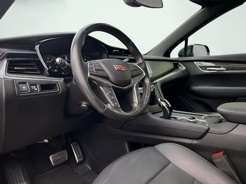 Used 2020 Cadillac XT5 Sportv image 41