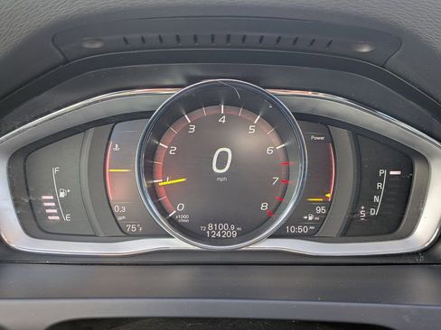 Used 2018 Volvo V60 T5 Cross Country AWD/4WD image 27