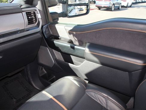 Certified 2024 Ford F250 Platinum w/ Tremor Off-Road Package image 19