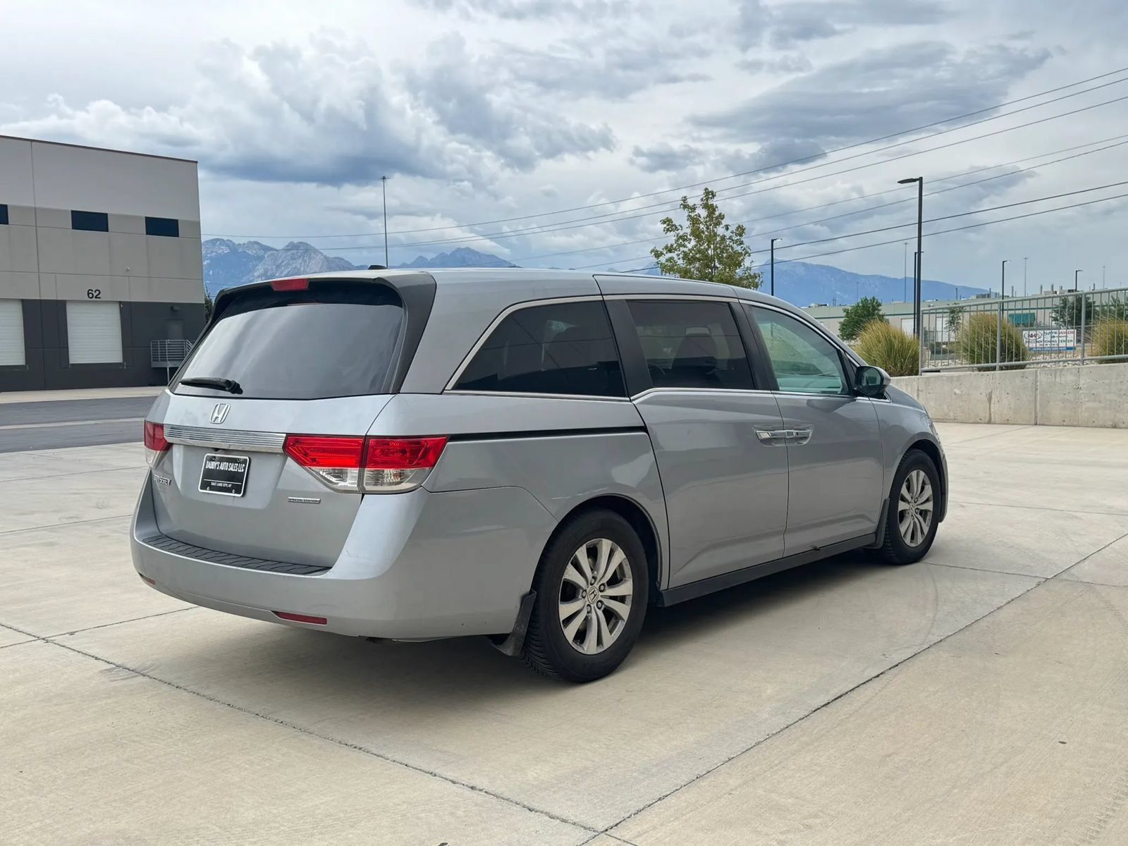 Used 2016 Honda Odyssey SE image 5