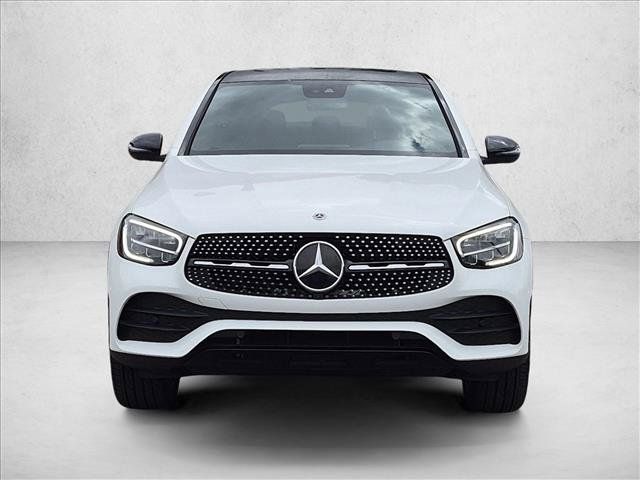 Used 2022 Mercedes-Benz GLC 300 4MATIC Coupe image 2