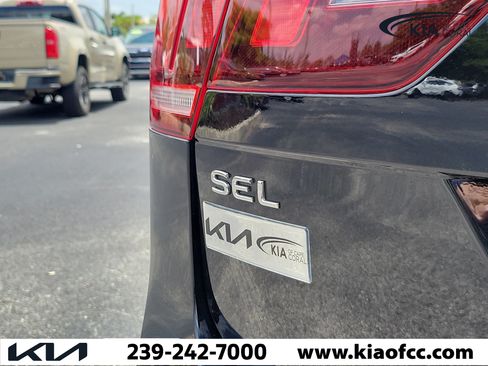 Used 2024 Volkswagen Tiguan SEL R-Line AWD/4WD image 11